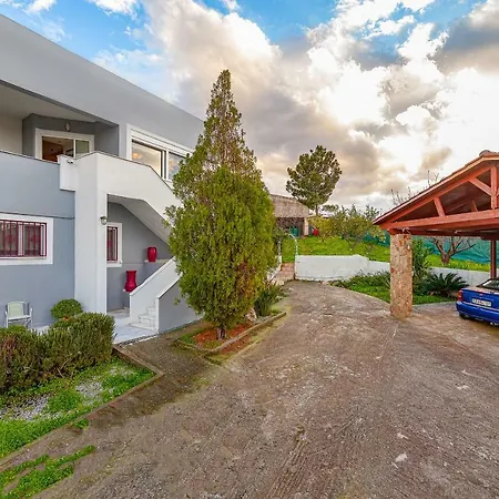 V-house 2 Апартаменты Ретимно